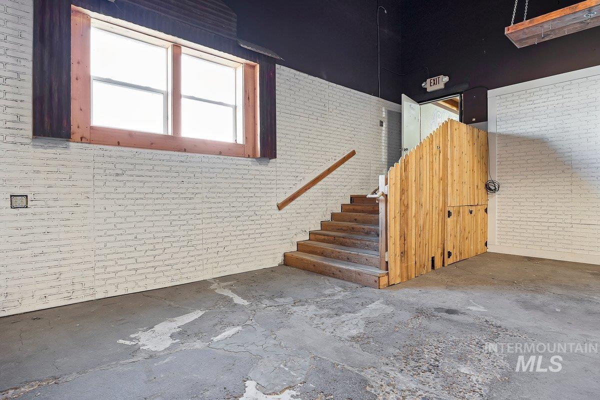 702 Fairfield St W, Twin Falls, Idaho 83301, Business/Commercial For Sale, Price $76,200, 98893679