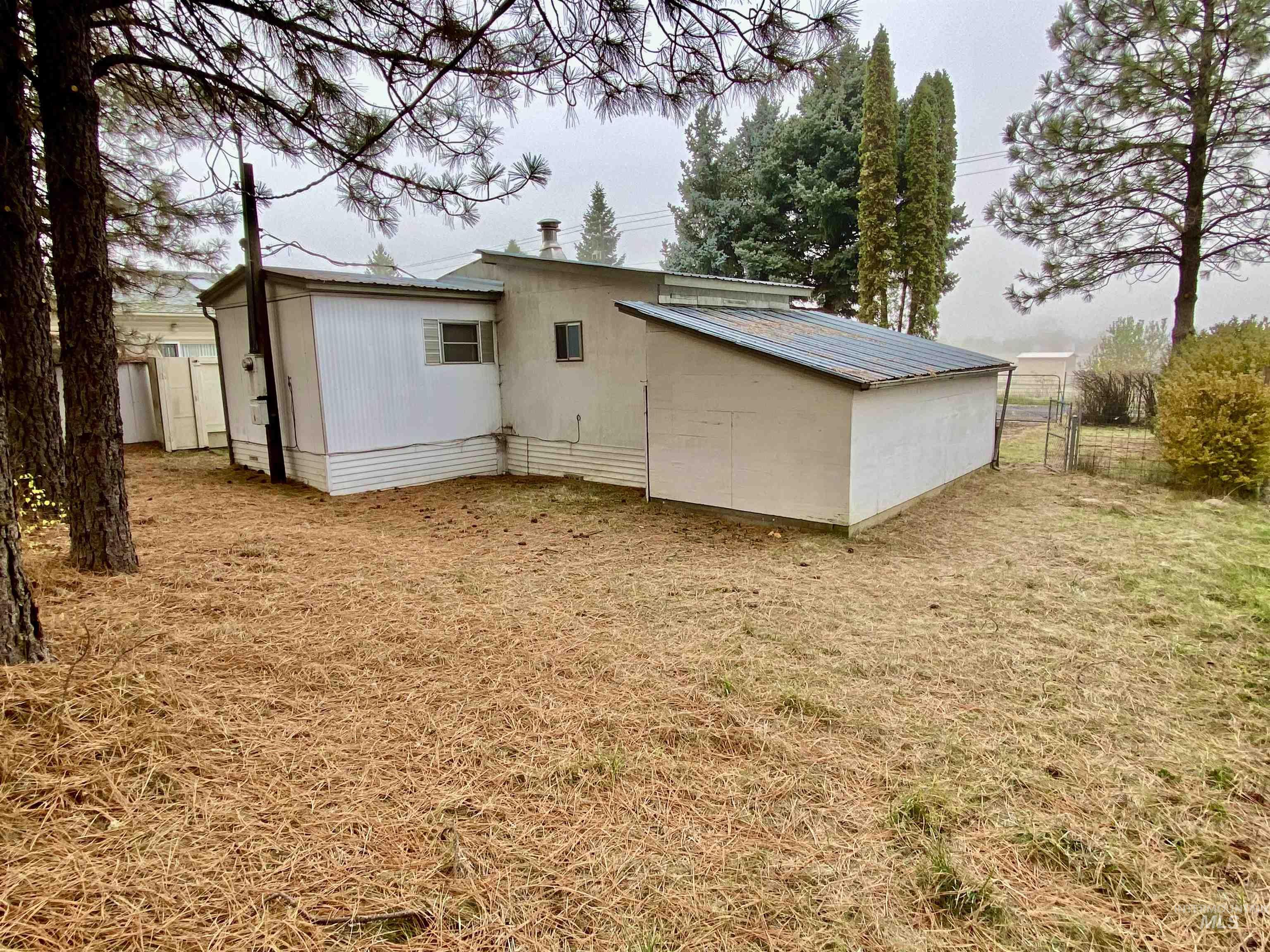 116 North Front Rd., Kamiah, Idaho 83536, 2 Bedrooms, 1 Bathroom, Residential For Sale, Price $99,500, 98894020