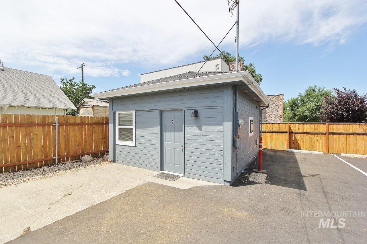 1619 N Liberty St, Boise, Idaho 83704, 2 Bedrooms, 1 Bathroom, Residential Income For Sale, Price $600,000,MLS 98894443