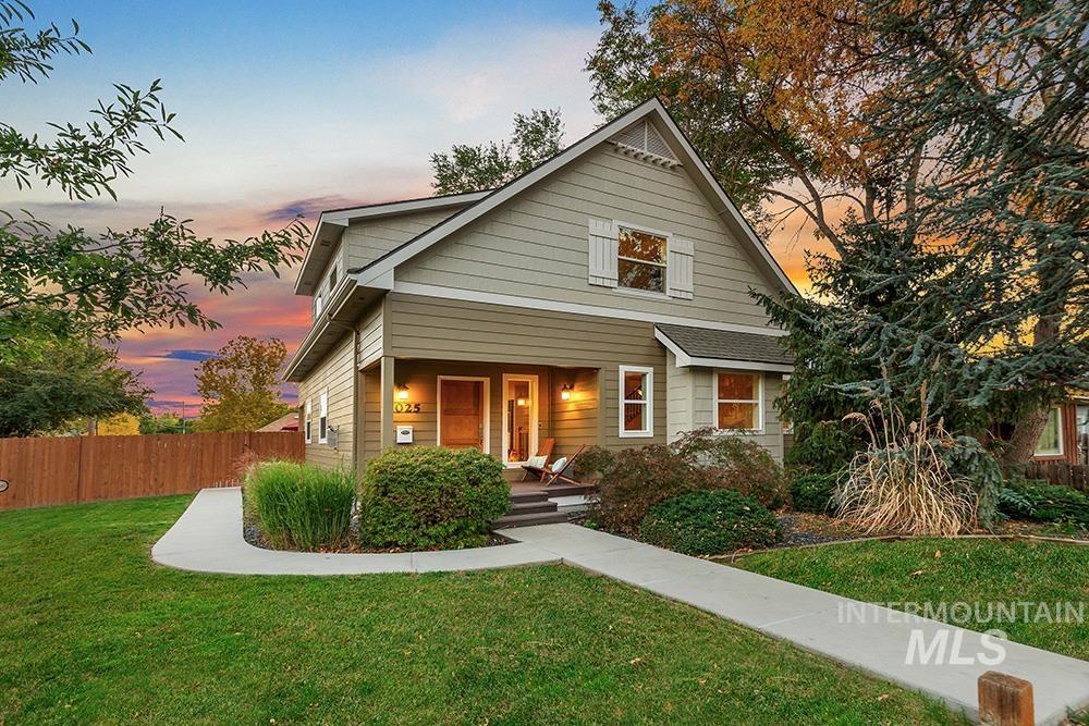 1025 E Franklin St, Boise, Idaho 83712, 4 Bedrooms, 3.5 Bathrooms, Residential For Sale, Price $1,098,000,MLS 98895216