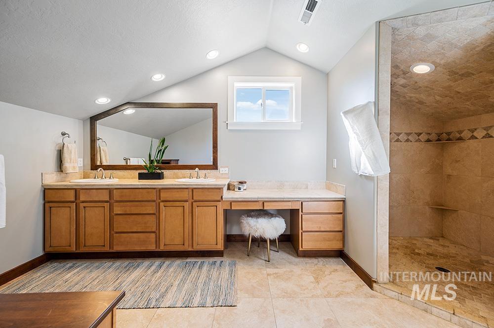 1025 E Franklin St, Boise, Idaho 83712, 4 Bedrooms, 3.5 Bathrooms, Residential For Sale, Price $1,098,000,MLS 98895216