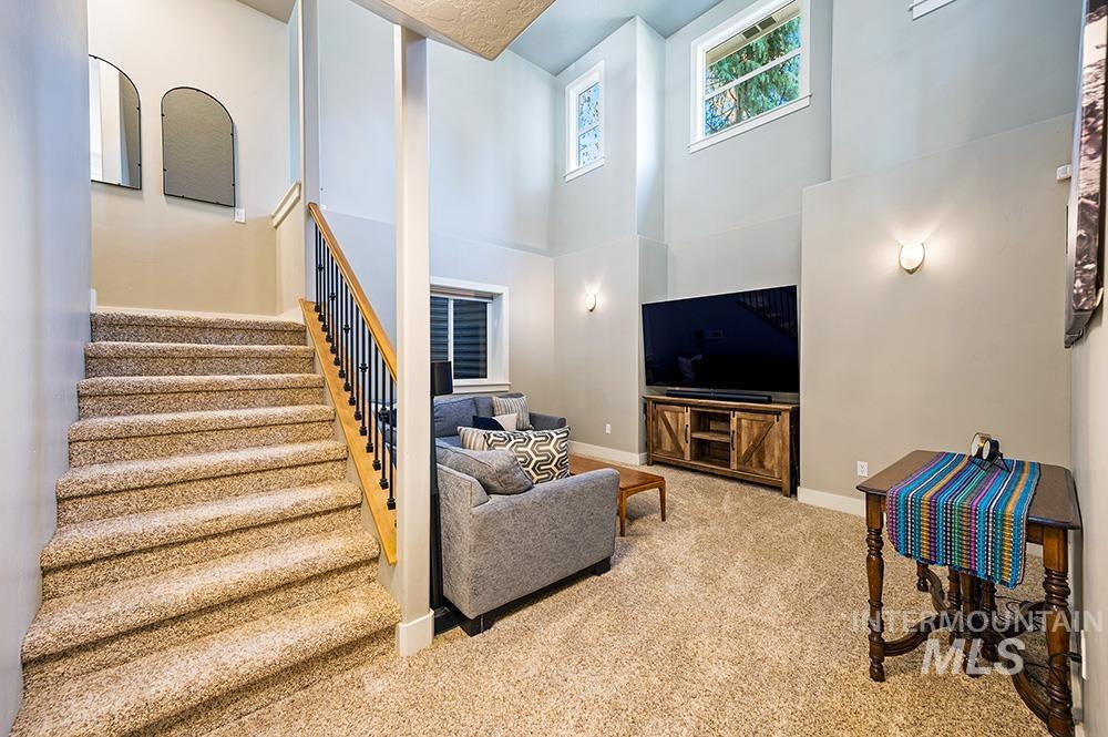 1025 E Franklin St, Boise, Idaho 83712, 4 Bedrooms, 3.5 Bathrooms, Residential For Sale, Price $1,098,000,MLS 98895216