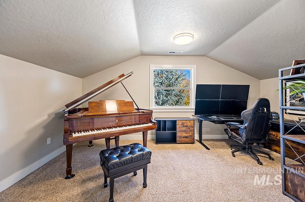 1025 E Franklin St, Boise, Idaho 83712, 4 Bedrooms, 3.5 Bathrooms, Residential For Sale, Price $1,098,000,MLS 98895216