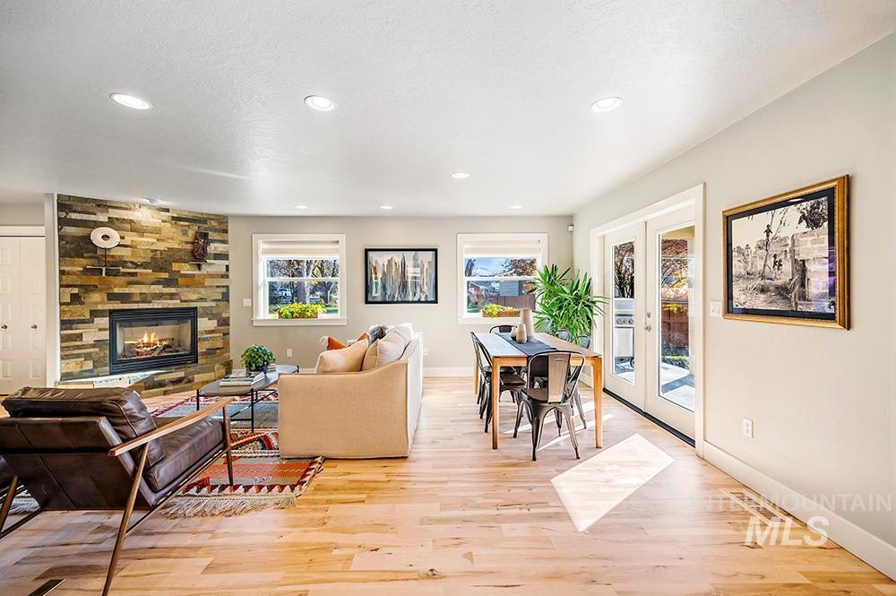 1025 E Franklin St, Boise, Idaho 83712, 4 Bedrooms, 3.5 Bathrooms, Residential For Sale, Price $1,098,000,MLS 98895216