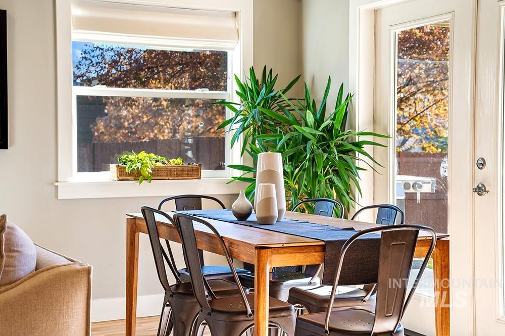 1025 E Franklin St, Boise, Idaho 83712, 4 Bedrooms, 3.5 Bathrooms, Residential For Sale, Price $1,098,000,MLS 98895216