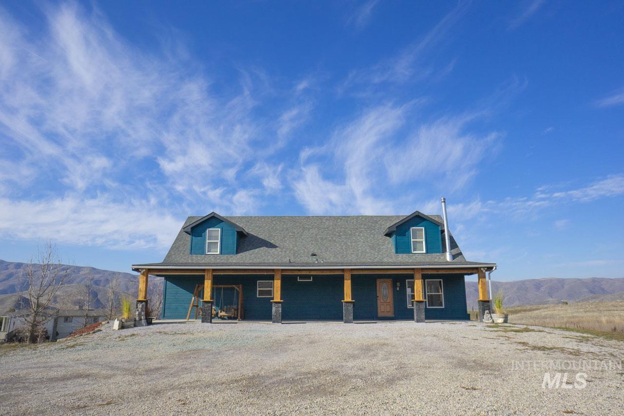 8 Jerusalem Rd., Horseshoe Bend, Idaho 83629, 5 Bedrooms, 4 Bathrooms, Residential For Sale, Price $699,000,MLS 98895610