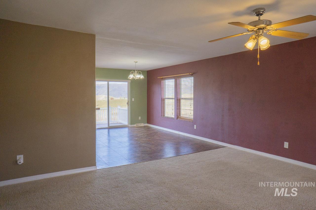 8 Jerusalem Rd., Horseshoe Bend, Idaho 83629, 5 Bedrooms, 4 Bathrooms, Residential For Sale, Price $699,000,MLS 98895610