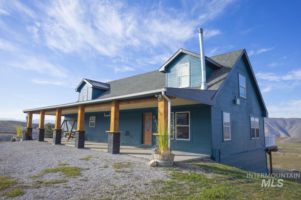 8 Jerusalem Rd., Horseshoe Bend, Idaho 83629, 5 Bedrooms, 4 Bathrooms, Residential For Sale, Price $699,000,MLS 98895610