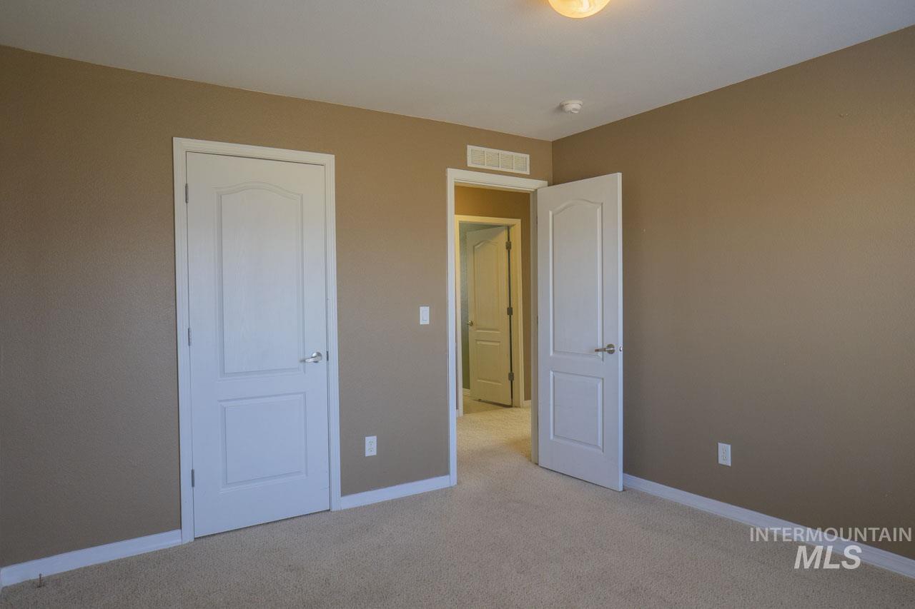 8 Jerusalem Rd., Horseshoe Bend, Idaho 83629, 5 Bedrooms, 4 Bathrooms, Residential For Sale, Price $699,000,MLS 98895610