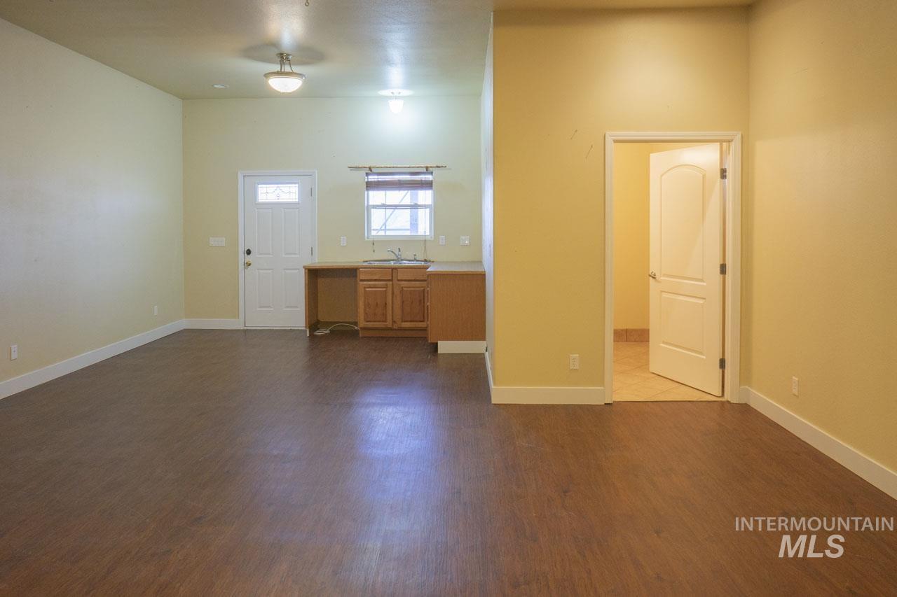 8 Jerusalem Rd., Horseshoe Bend, Idaho 83629, 5 Bedrooms, 4 Bathrooms, Residential For Sale, Price $699,000,MLS 98895610