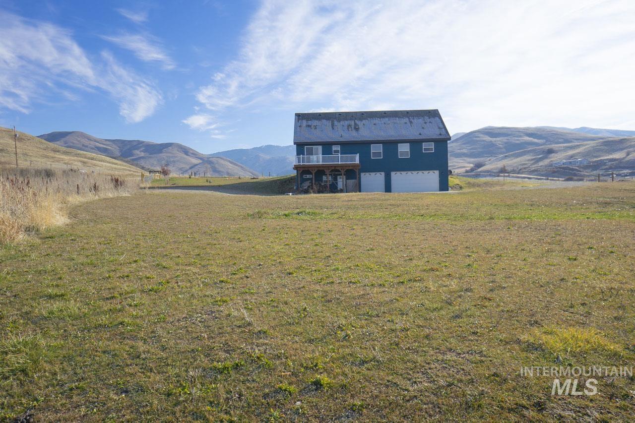 8 Jerusalem Rd., Horseshoe Bend, Idaho 83629, 5 Bedrooms, 4 Bathrooms, Residential For Sale, Price $699,000,MLS 98895610