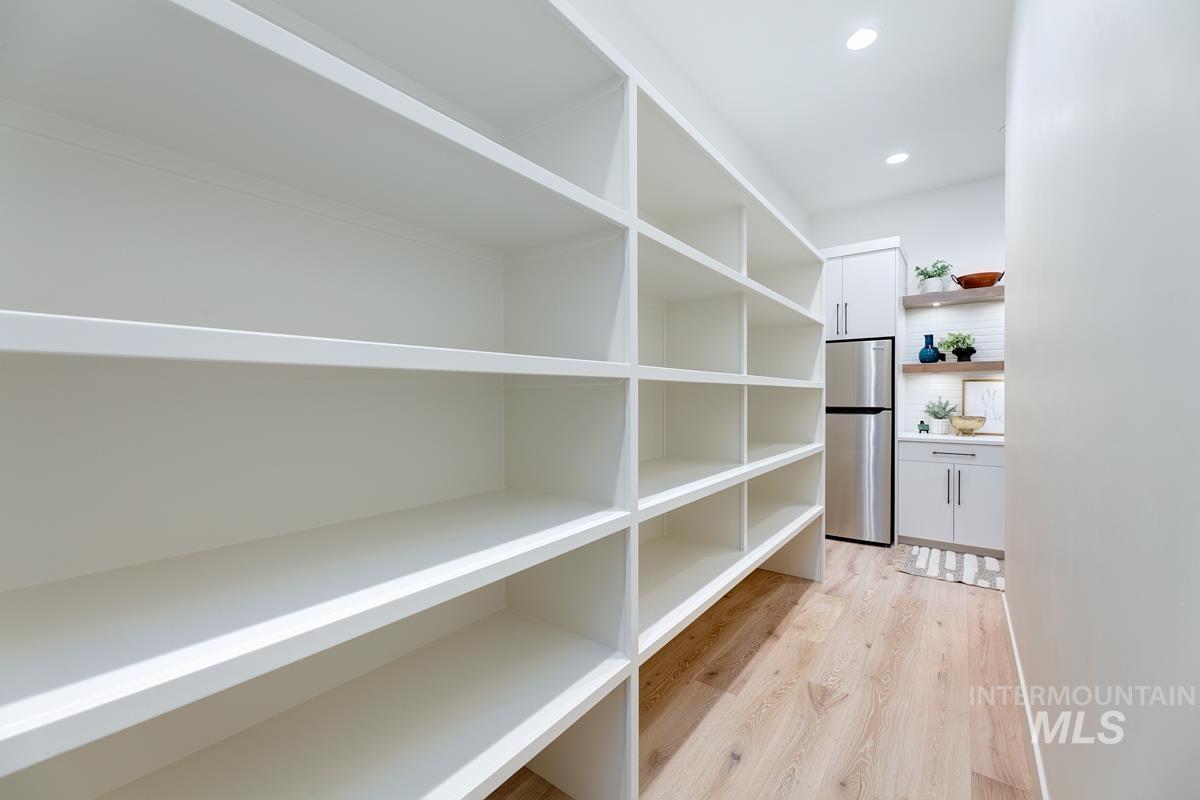 9835 Meadow Park Blvd, Middleton, Idaho 83644, 5 Bedrooms, 3.5 Bathrooms, Residential For Sale, Price $1,725,000, 98895699