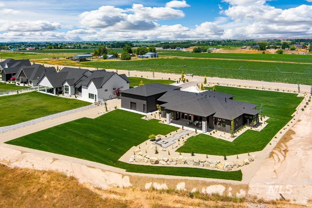 9835 Meadow Park Blvd, Middleton, Idaho 83644, 5 Bedrooms, 3.5 Bathrooms, Residential For Sale, Price $1,725,000, 98895699