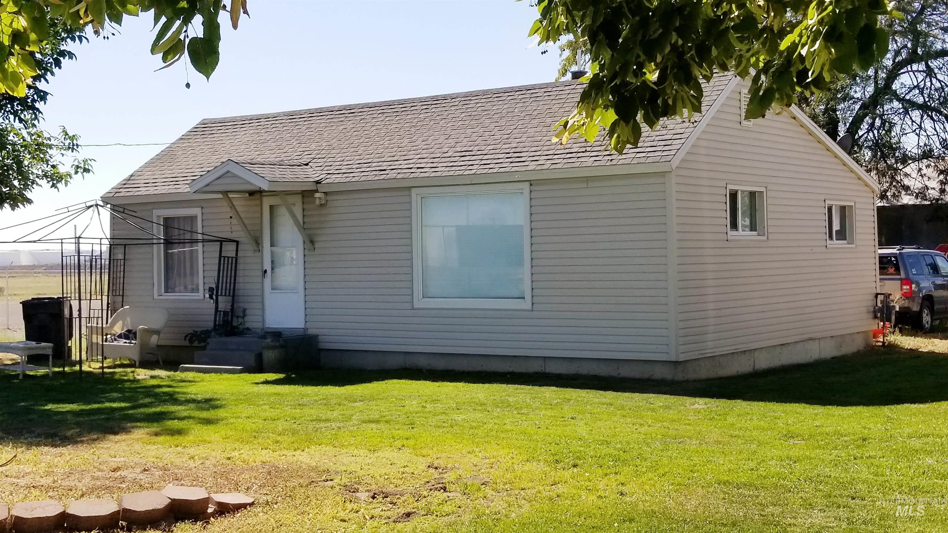 504-522 Hankins Rd S, Twin Falls, Idaho 83301, 7 Bedrooms, Business/Commercial For Sale, Price $575,000,MLS 98895741