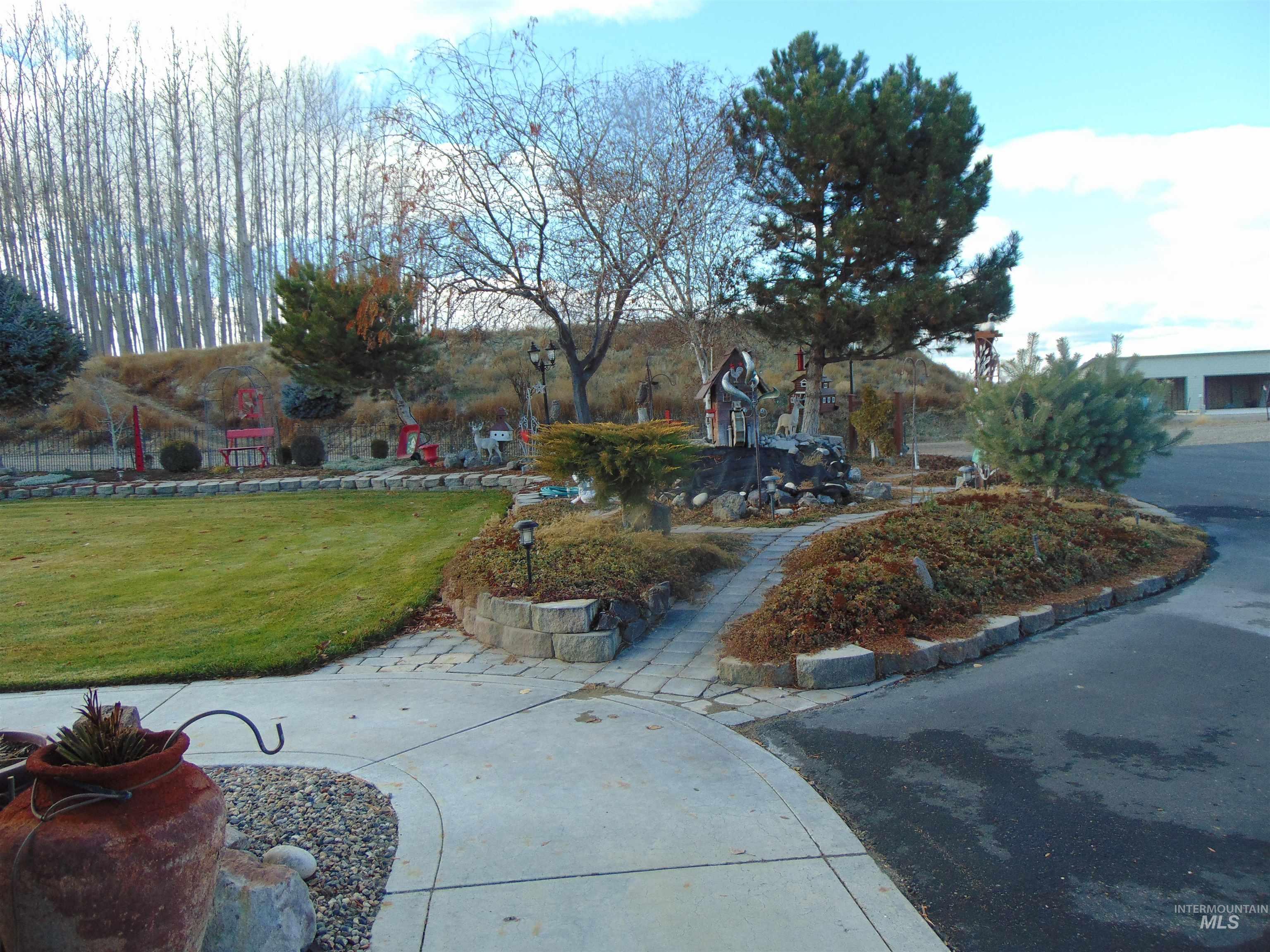 452 Thayer Dr., Ontario, Oregon 97914, 3 Bedrooms, 2 Bathrooms, Residential For Sale, Price $869,000, 98896345