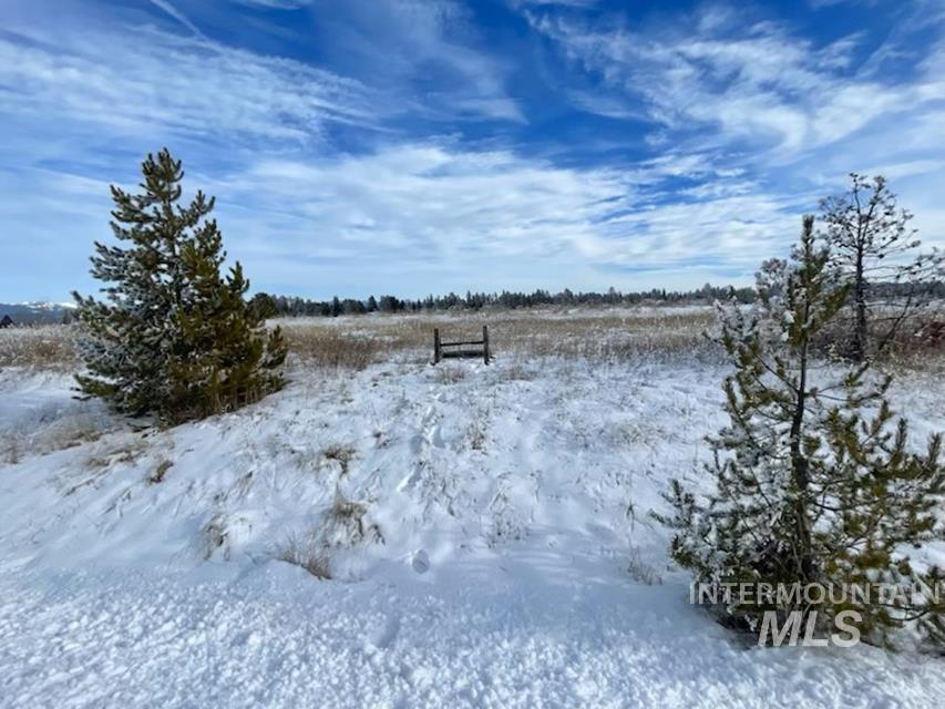 13150 Hawks Bay Rd., Donnelly, Idaho 83615, Land For Sale, Price $210,000,MLS 98896808