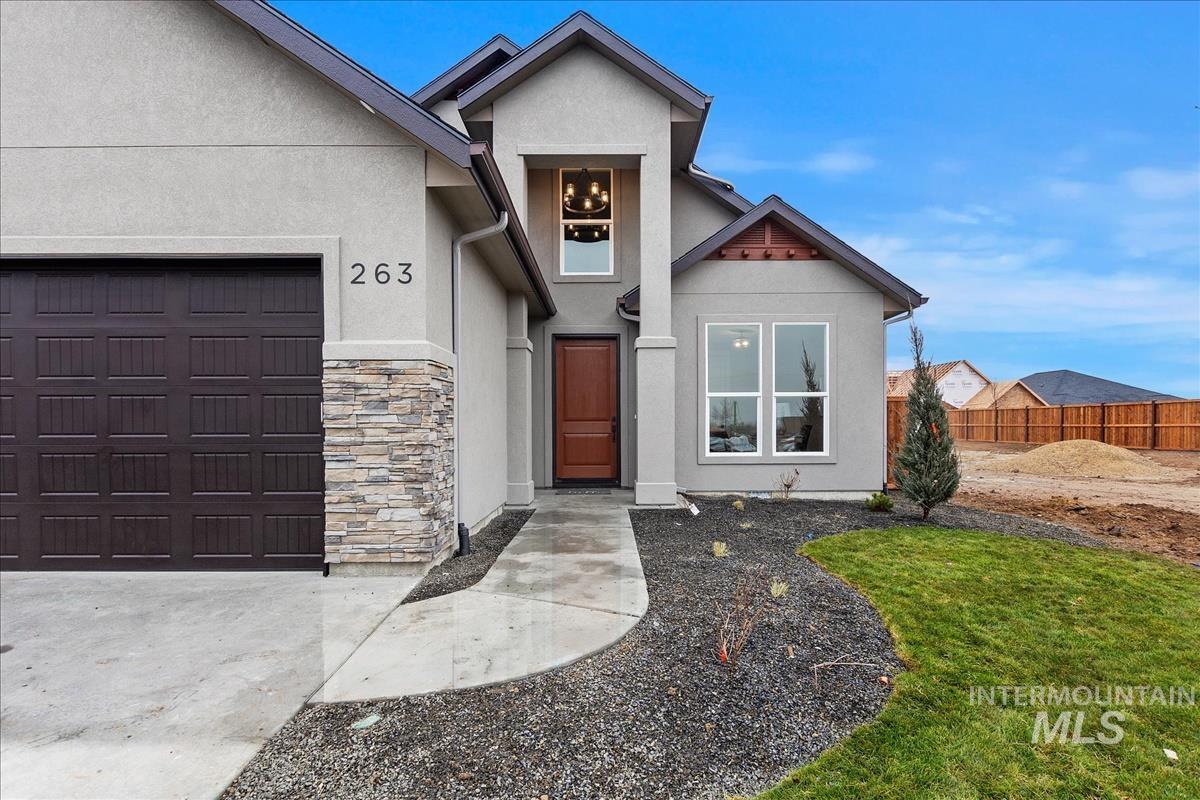 263 S Fusion Ave, Kuna, Idaho 83634, 4 Bedrooms, 2.5 Bathrooms, Residential For Sale, Price $599,900,MLS 98897110