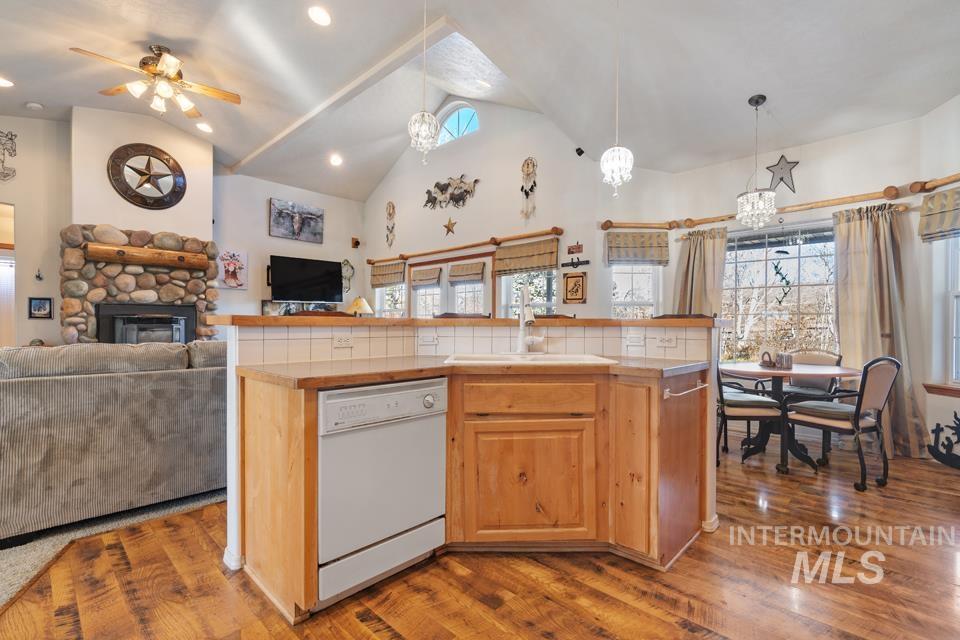 2960 Lytle Blvd, Nyssa, Oregon 97913, 3 Bedrooms, 2 Bathrooms, Residential For Sale, Price $750,000,MLS 98897823