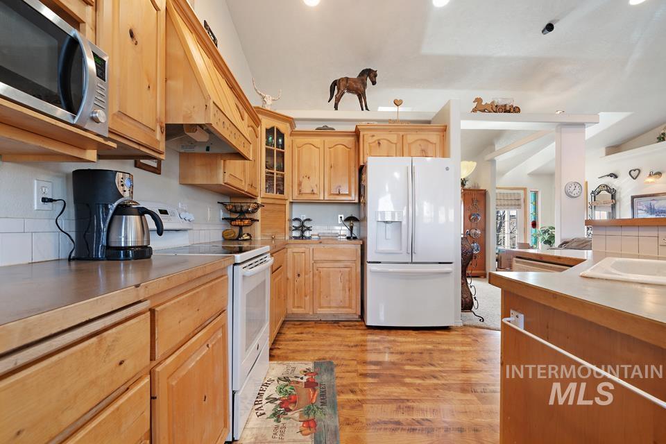 2960 Lytle Blvd, Nyssa, Oregon 97913, 3 Bedrooms, 2 Bathrooms, Residential For Sale, Price $750,000,MLS 98897823