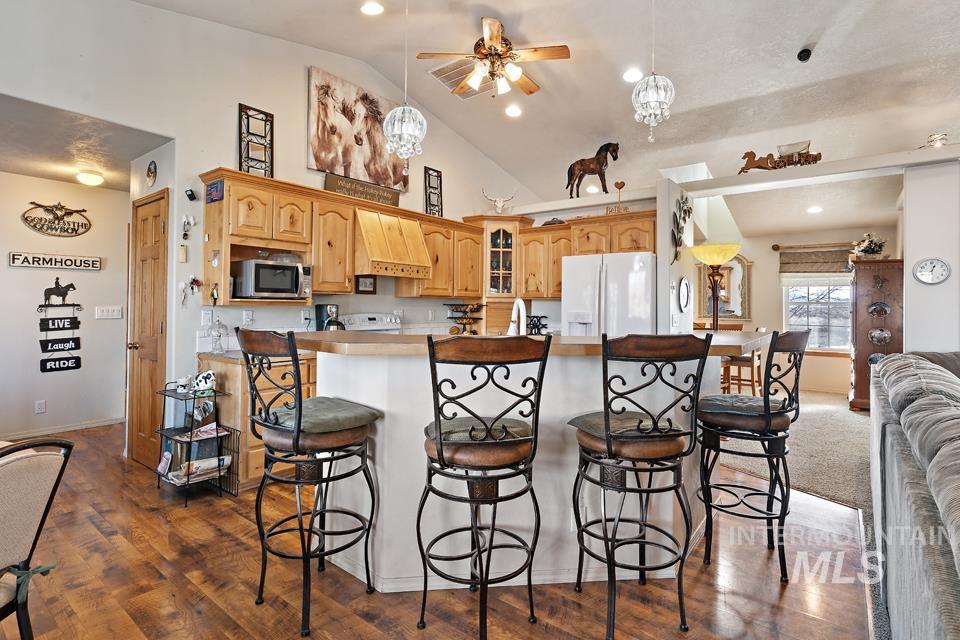 2960 Lytle Blvd, Nyssa, Oregon 97913, 3 Bedrooms, 2 Bathrooms, Residential For Sale, Price $750,000,MLS 98897823