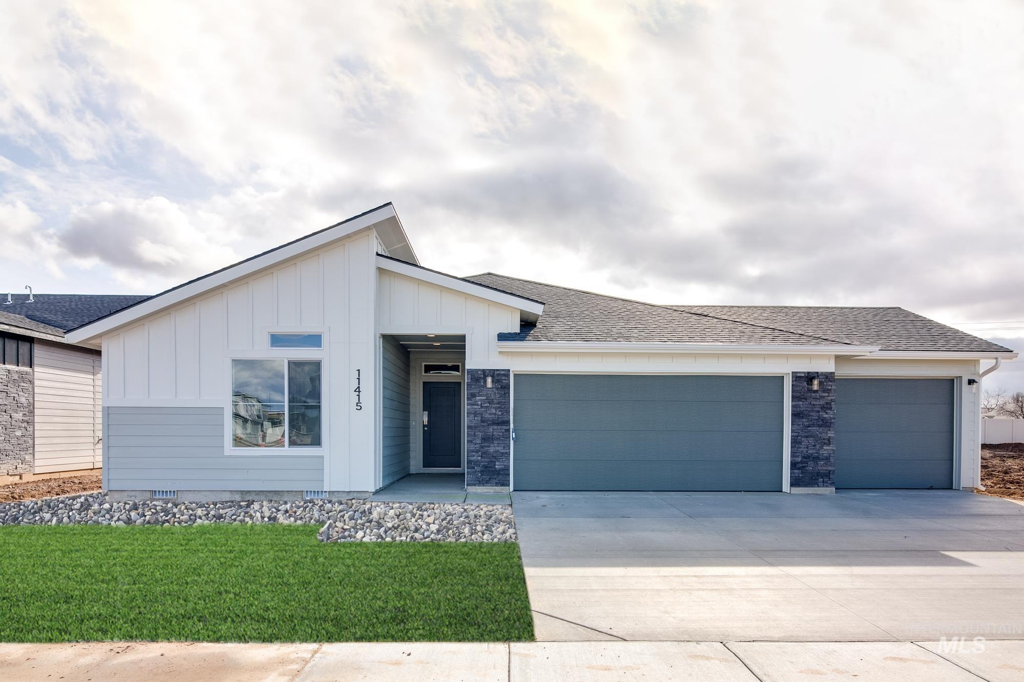 11415 W Falsetto St, Nampa, Idaho 83651, 4 Bedrooms, 2 Bathrooms, Residential For Sale, Price $429,990,MLS 98897864