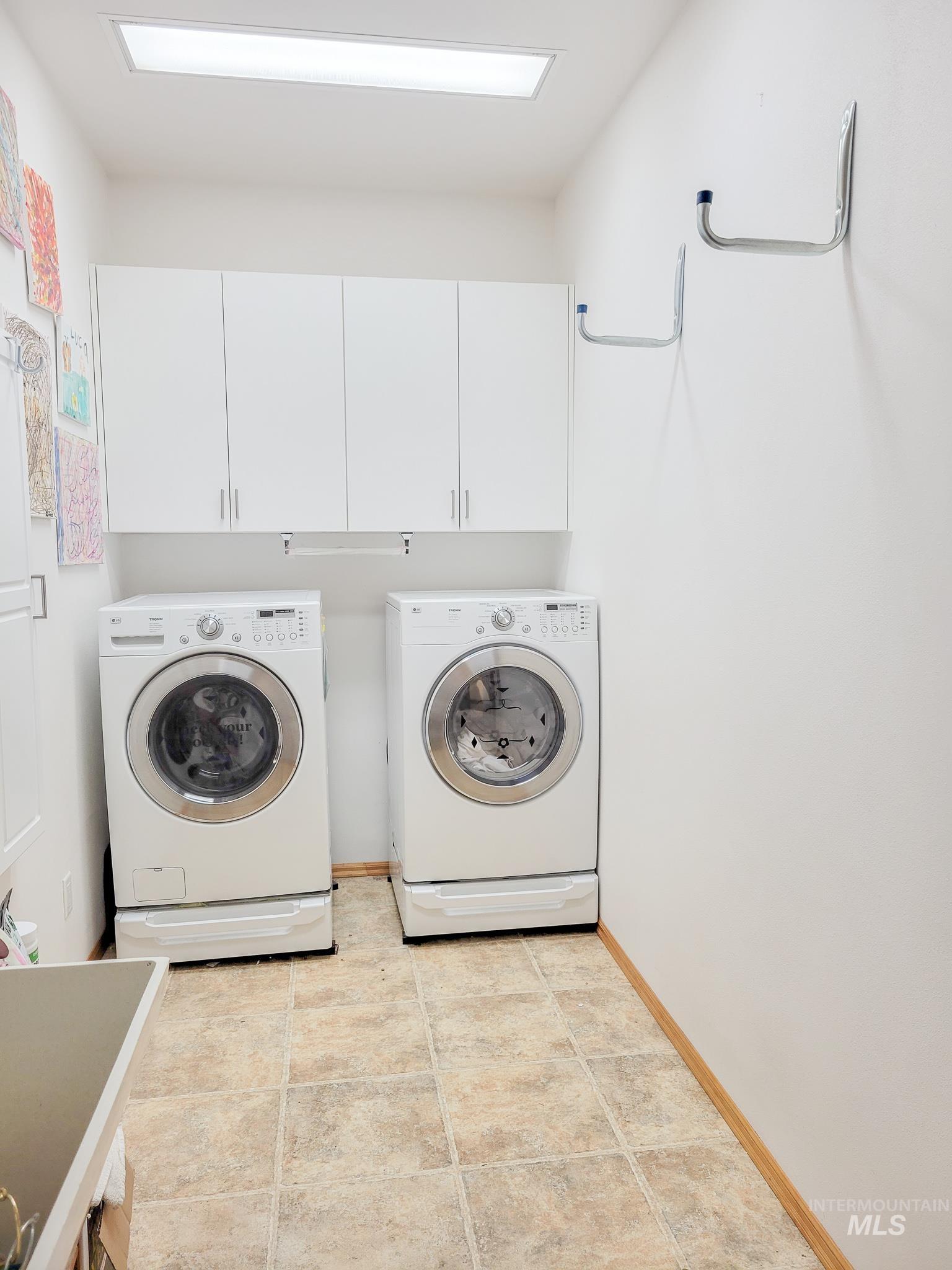 21506 Buckboard Lane, Lewiston, Idaho 83501, 3 Bedrooms, 3 Bathrooms, Residential For Sale, Price $999,977, 98897877