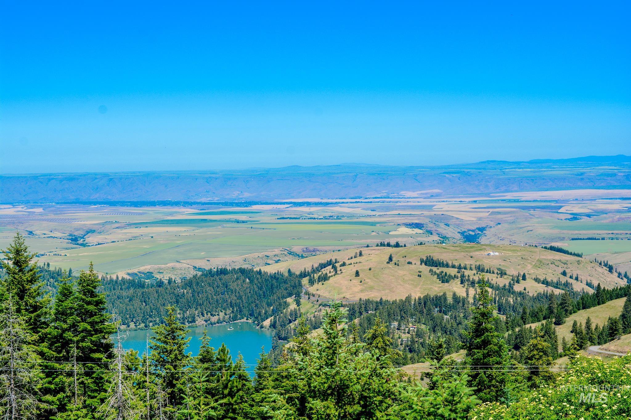 21506 Buckboard Lane, Lewiston, Idaho 83501, 3 Bedrooms, 3 Bathrooms, Residential For Sale, Price $999,977, 98897877