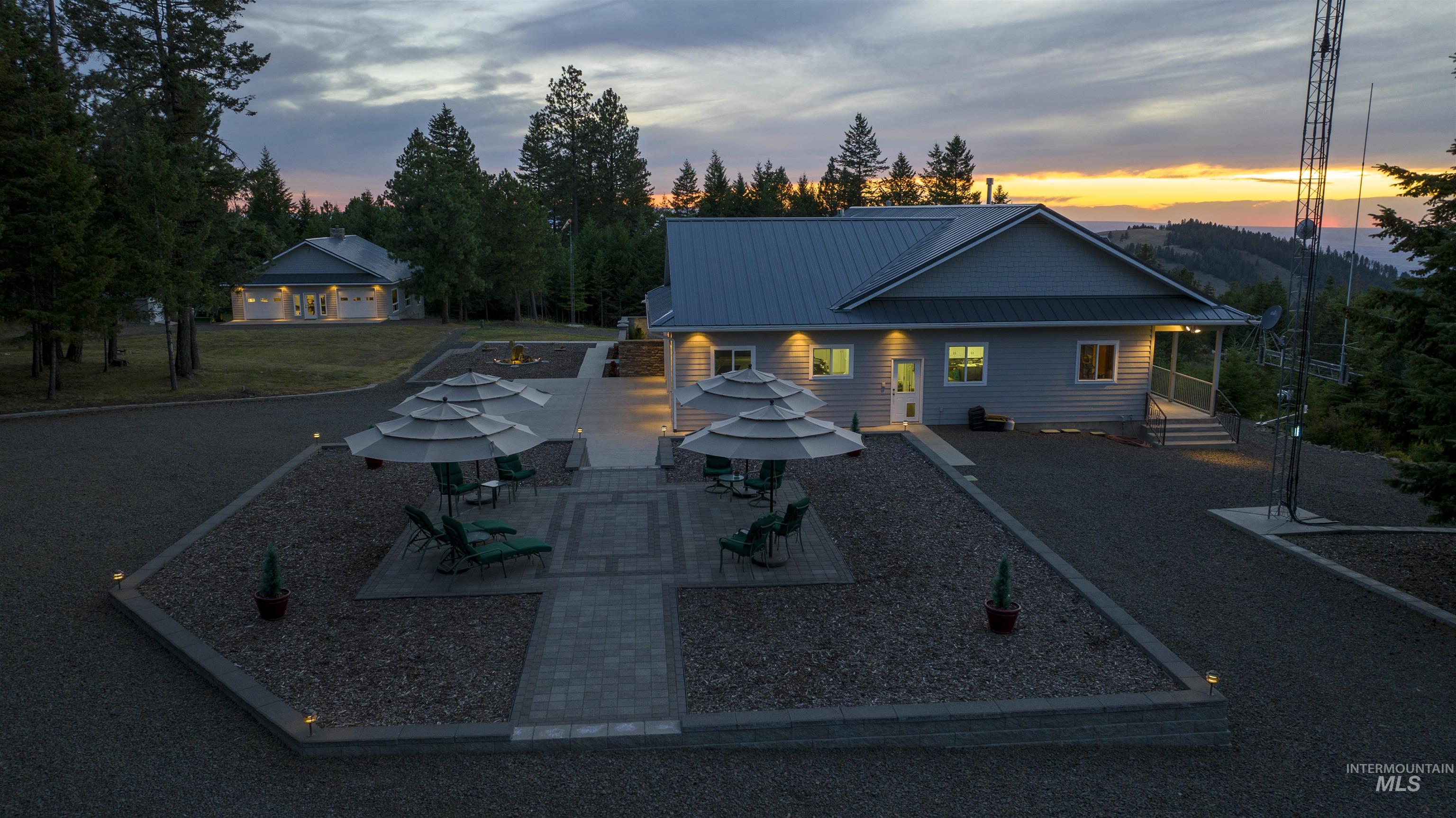 21506 Buckboard Lane, Lewiston, Idaho 83501, 3 Bedrooms, 3 Bathrooms, Residential For Sale, Price $999,977, 98897877