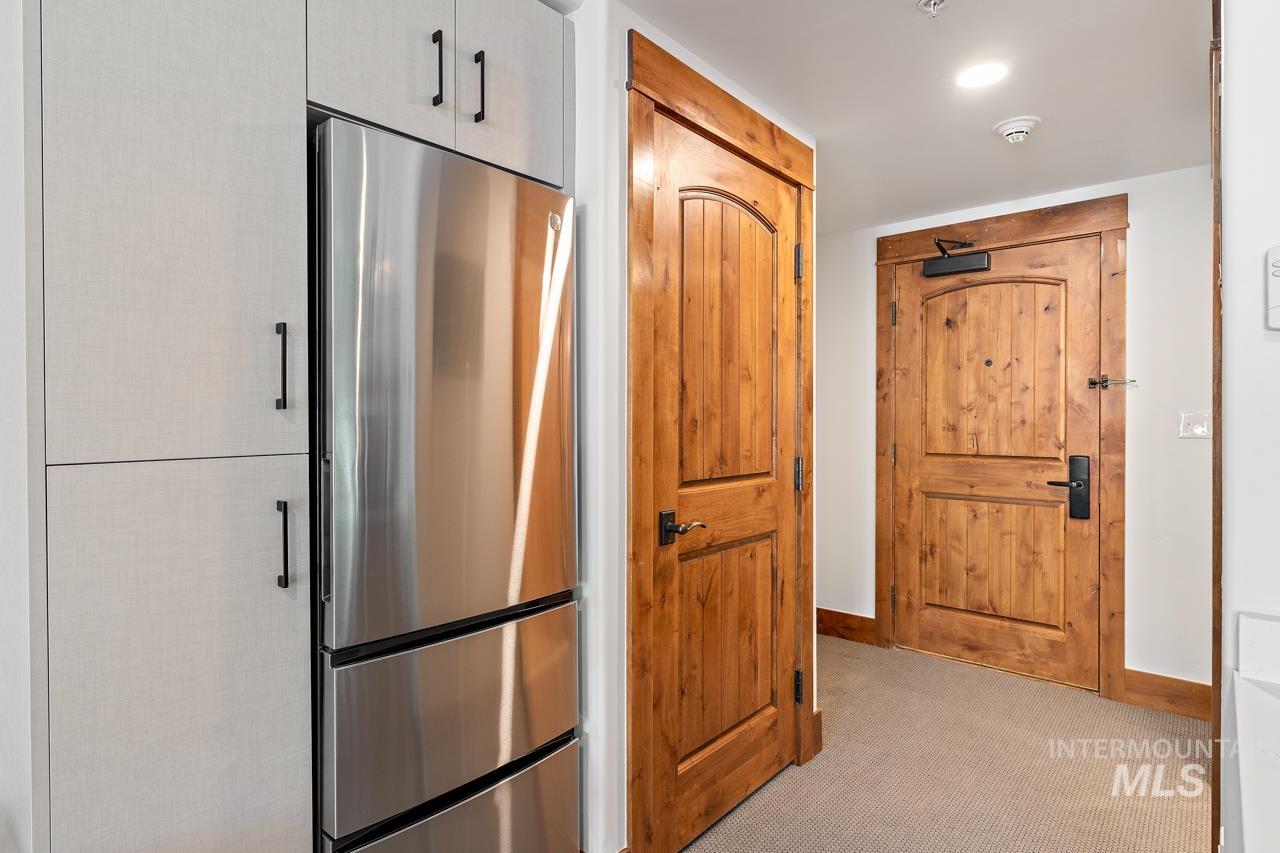 75 Arling Center Ct, Donnelly, Idaho 83615, 1 Bathroom, Residential For Sale, Price $419,000, 98898381