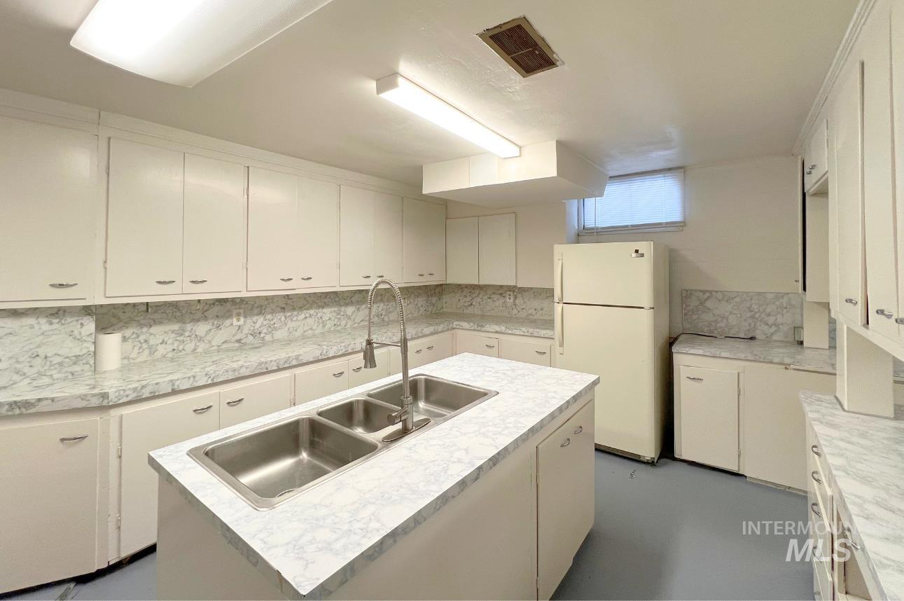 197 Second Avenue W, Wendell, Idaho 83355, Business/Commercial For Sale, Price $180,000, 98898472