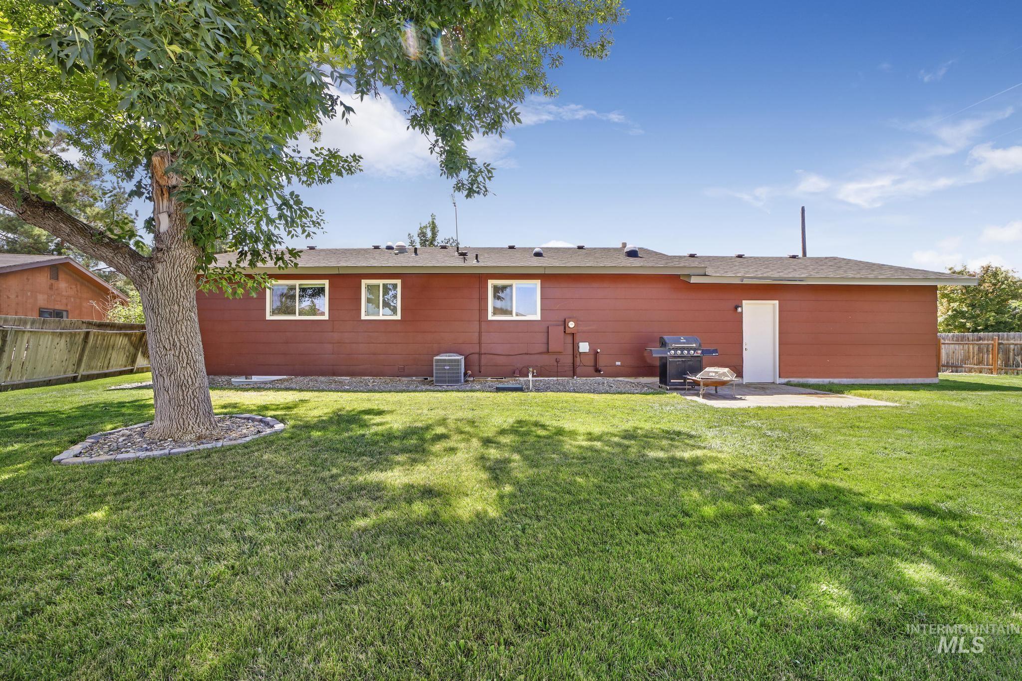 471 Altair Dr, Twin Falls, Idaho 83301, 5 Bedrooms, 3 Bathrooms, Residential For Sale, Price $395,000,MLS 98899474