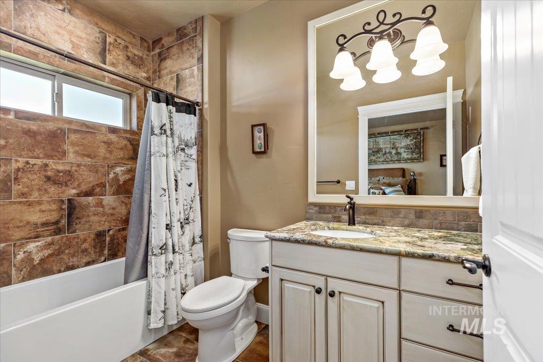 6445 Little Freezeout Rd, Caldwell, Idaho 83607, 3 Bedrooms, 3.5 Bathrooms, Farm & Ranch For Sale, Price $3,795,000, 98899675