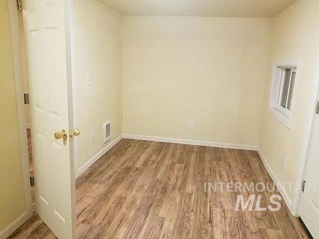 410 & 412 5th Street, Clarkston, Washington 99403, 3 Bedrooms, 1.5 Bathrooms, Residential Income For Sale, Price $290,000, 98900032