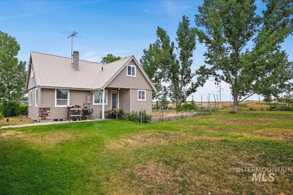 14296 S Cloverdale Rd, Kuna, Idaho 83634, 4 Bedrooms, 2.5 Bathrooms, Residential For Sale, Price $684,900,MLS 98900561
