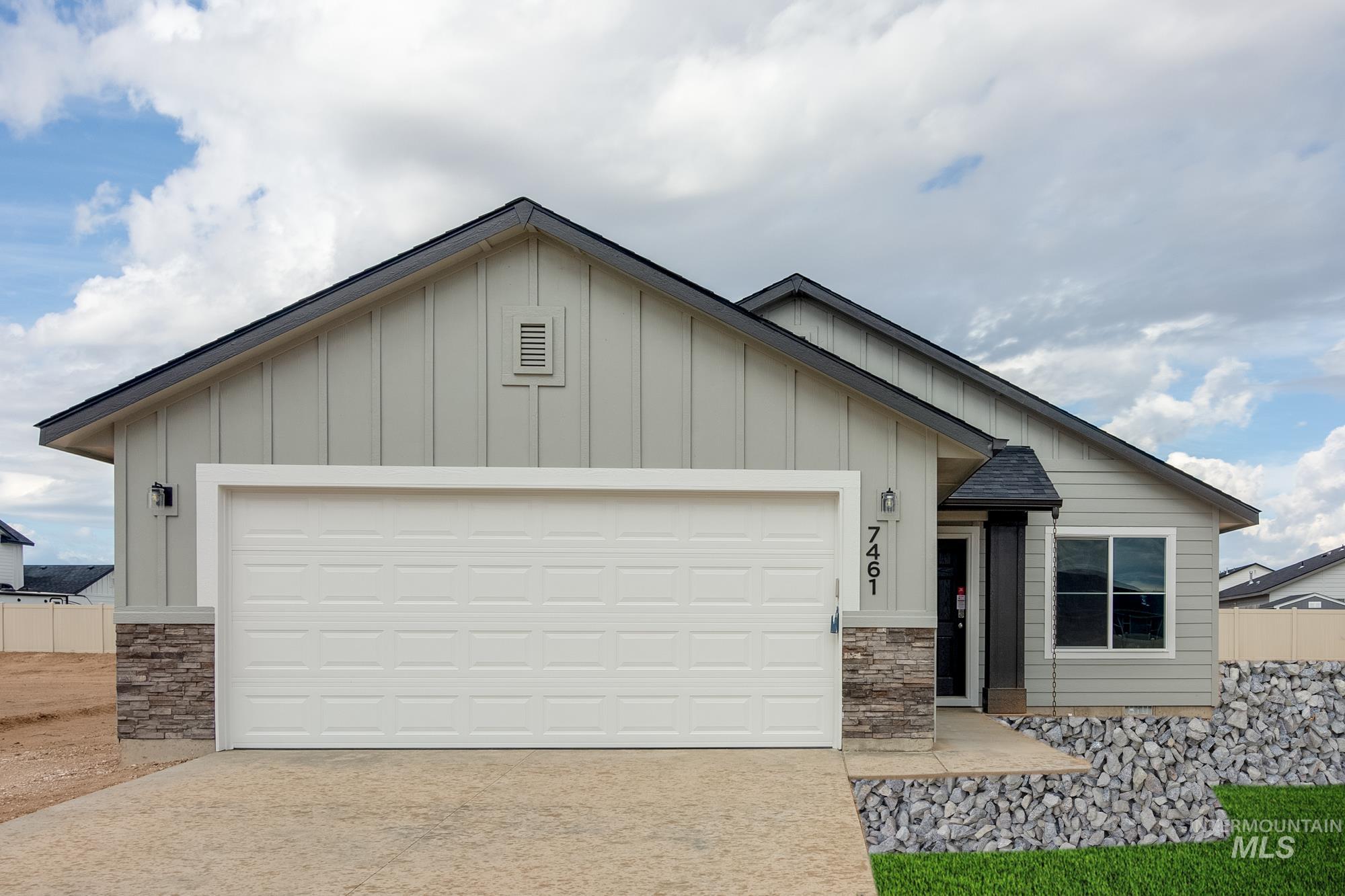 7461 E Dripping Springs Dr, Nampa, Idaho 83687, 3 Bedrooms, 2 Bathrooms, Residential For Sale, Price $377,990,MLS 98900646
