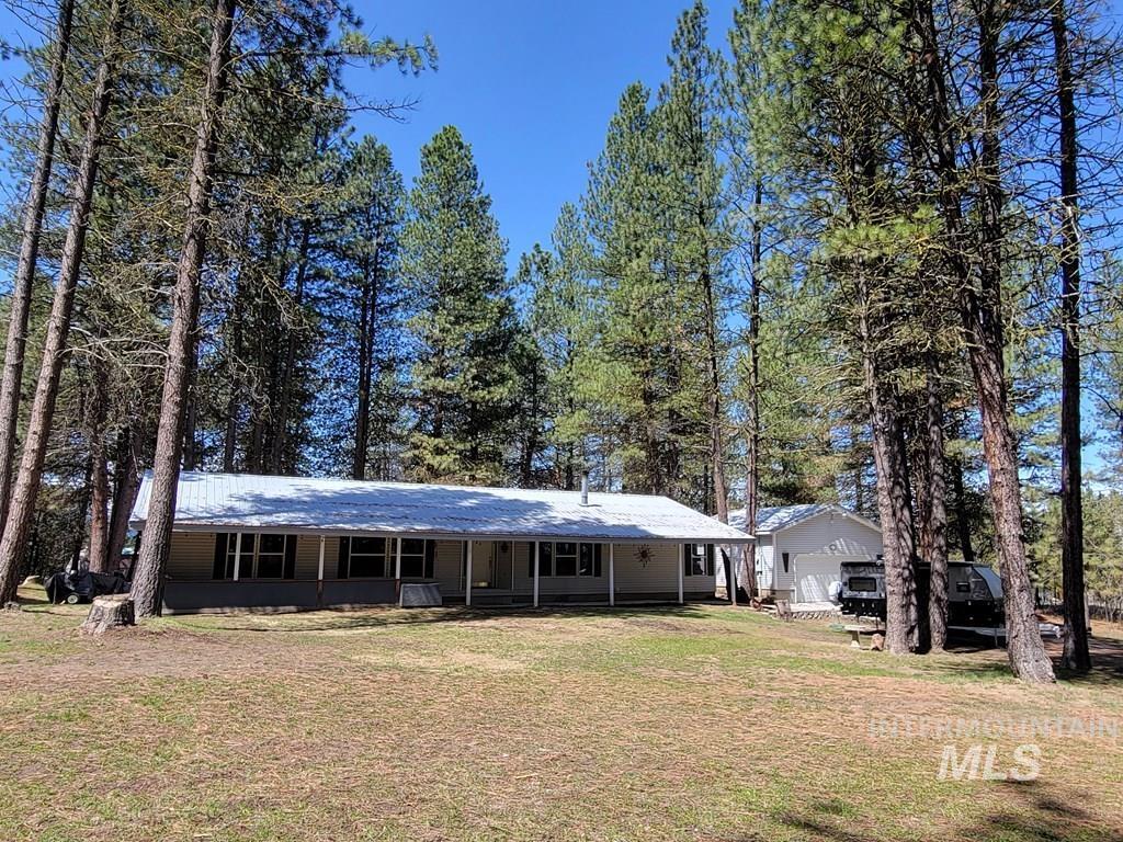 1911/13 Gold Dust Rd, Cascade, Idaho 83611, 3 Bedrooms, 2 Bathrooms, Residential For Sale, Price $529,000,MLS 98900797