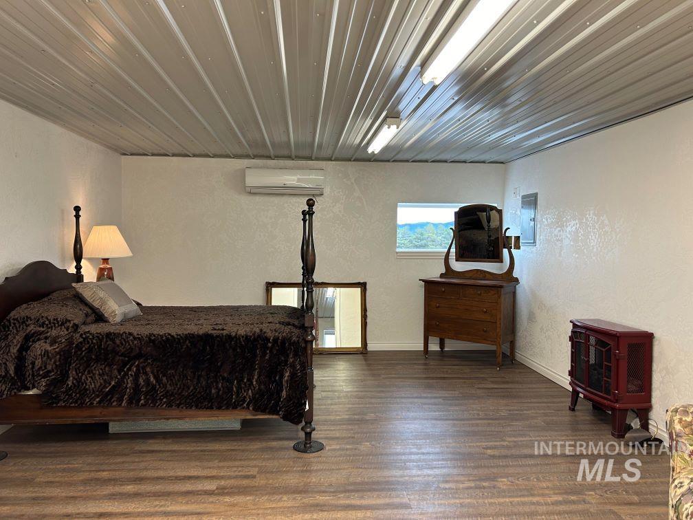 1401 E Road, Deary, Idaho 83823-9610, 3 Bedrooms, 2.5 Bathrooms, Farm & Ranch For Sale, Price $987,000, 98900944