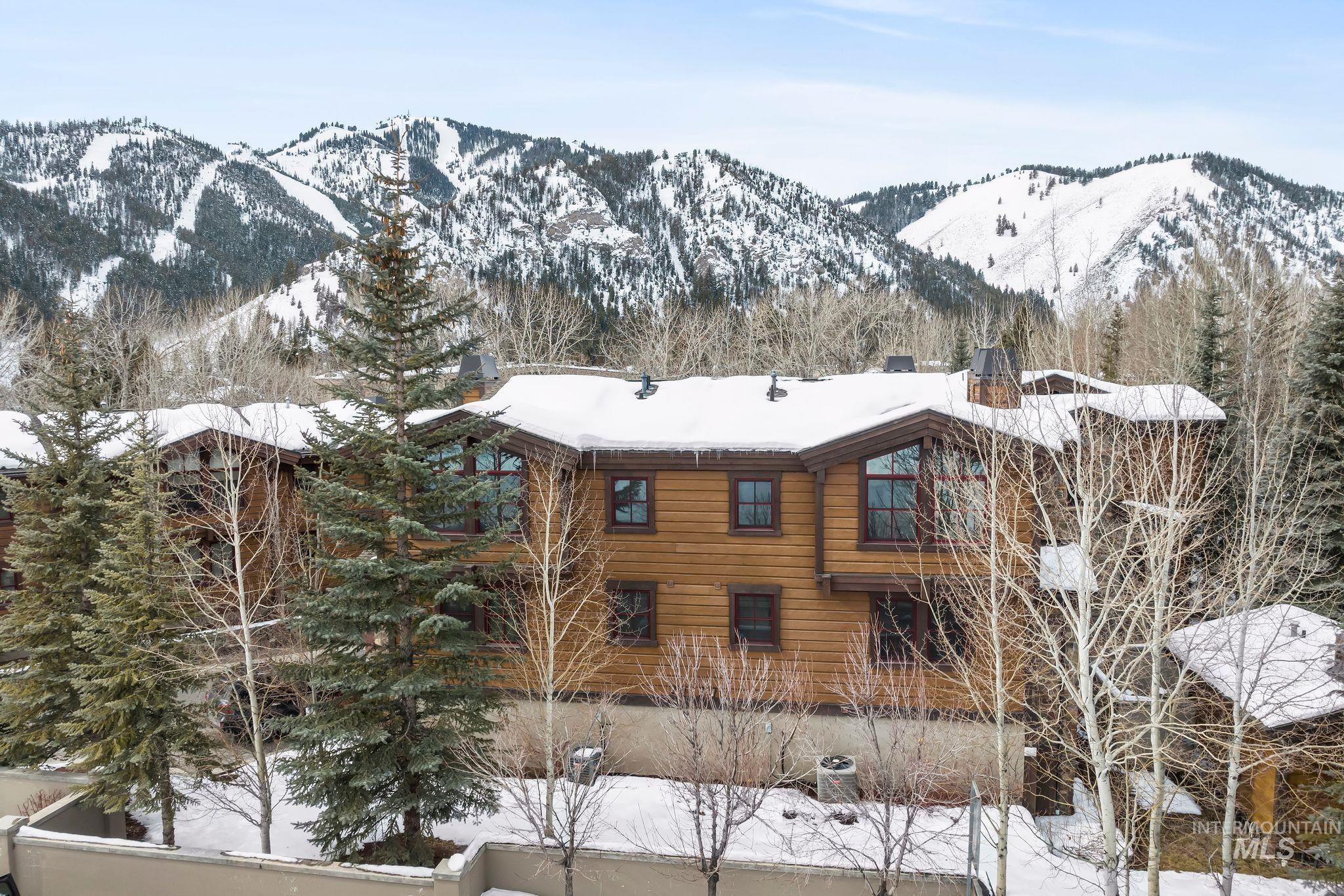 409 S Main, Ketchum, Idaho 83340, 3 Bedrooms, 3 Bathrooms, Residential For Sale, Price $2,100,000,MLS 98901158