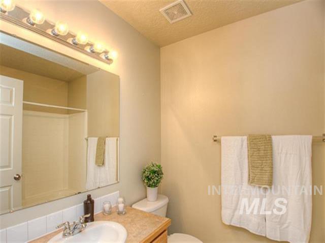 854 N Biltmore Ave, Meridian, Idaho 83642, 4 Bedrooms, 2.5 Bathrooms, Rental For Rent, Price $2,475,MLS 98901336