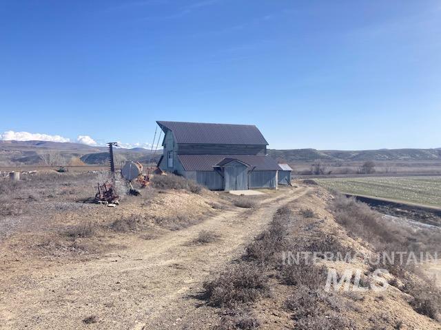 2117 Weiser River Rd, Weiser, Idaho 83672, 3 Bedrooms, 1.5 Bathrooms, Farm & Ranch For Sale, Price $3,500,000, 98901410