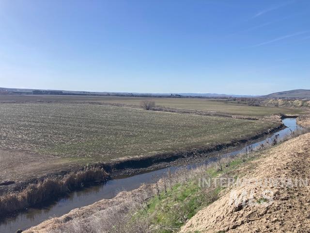 2117 Weiser River Rd, Weiser, Idaho 83672, 3 Bedrooms, 1.5 Bathrooms, Farm & Ranch For Sale, Price $3,500,000, 98901410