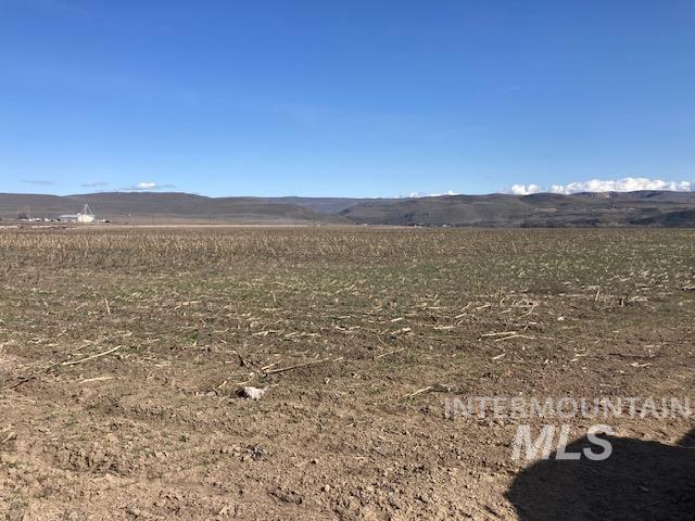 2117 Weiser River Rd, Weiser, Idaho 83672, 3 Bedrooms, 1.5 Bathrooms, Farm & Ranch For Sale, Price $3,500,000, 98901410