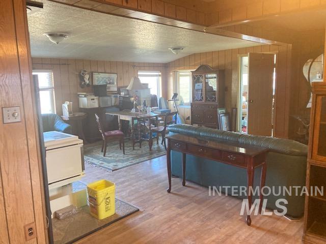 2117 Weiser River Rd, Weiser, Idaho 83672, 3 Bedrooms, 1.5 Bathrooms, Farm & Ranch For Sale, Price $3,500,000, 98901410