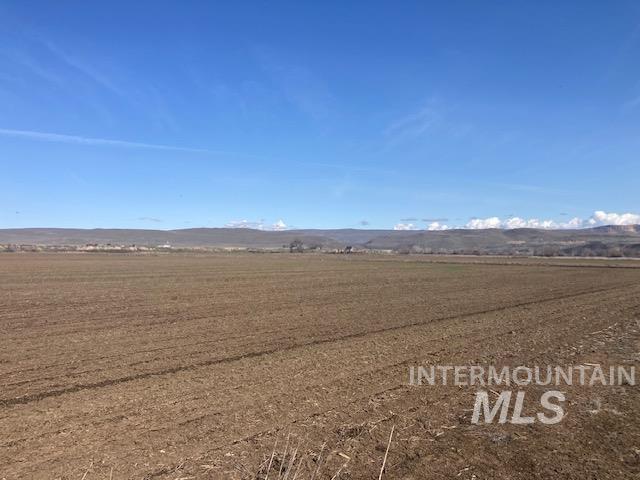 2117 Weiser River Rd, Weiser, Idaho 83672, 3 Bedrooms, 1.5 Bathrooms, Farm & Ranch For Sale, Price $3,500,000, 98901410