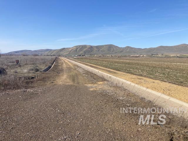 2117 Weiser River Rd, Weiser, Idaho 83672, 3 Bedrooms, 1.5 Bathrooms, Farm & Ranch For Sale, Price $3,500,000, 98901410