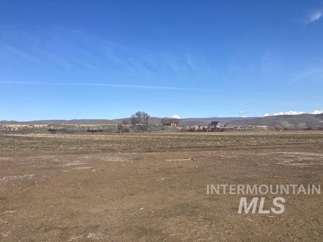 2117 Weiser River Rd, Weiser, Idaho 83672, 3 Bedrooms, 1.5 Bathrooms, Farm & Ranch For Sale, Price $3,500,000, 98901410