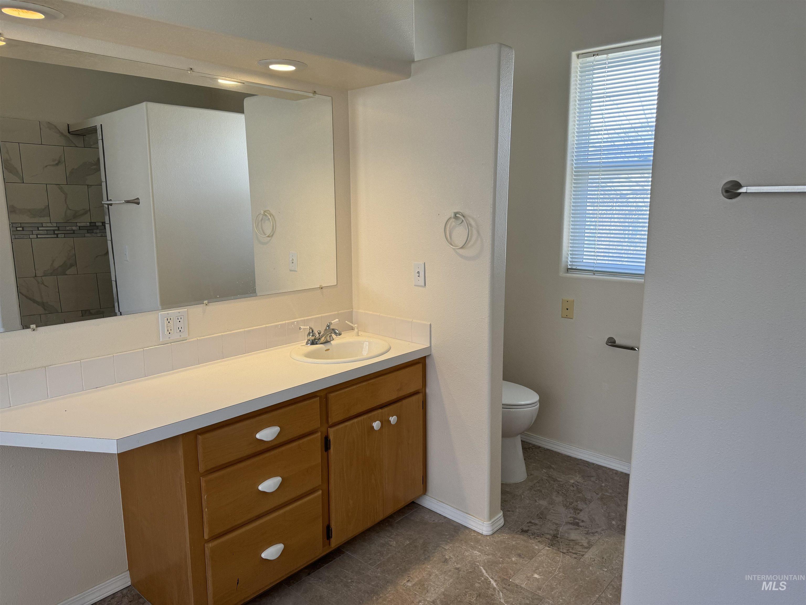 1368 Stoneybrook Circle, Twin Falls, Idaho 83301, 6 Bedrooms, 3.5 Bathrooms, Residential For Sale, Price $749,000,MLS 98901800