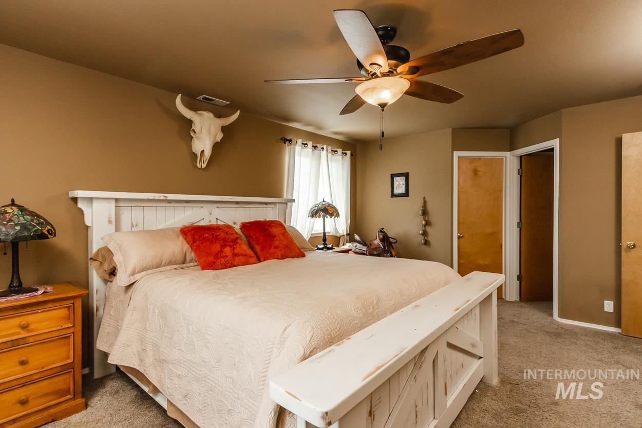 16973 S Vista Ave, Kuna, Idaho 83634, 3 Bedrooms, 2.5 Bathrooms, Farm & Ranch For Sale, Price $3,995,000, 98901889