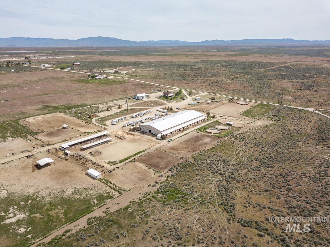 16973 S Vista Ave, Kuna, Idaho 83634, 3 Bedrooms, 2.5 Bathrooms, Farm & Ranch For Sale, Price $3,995,000, 98901889