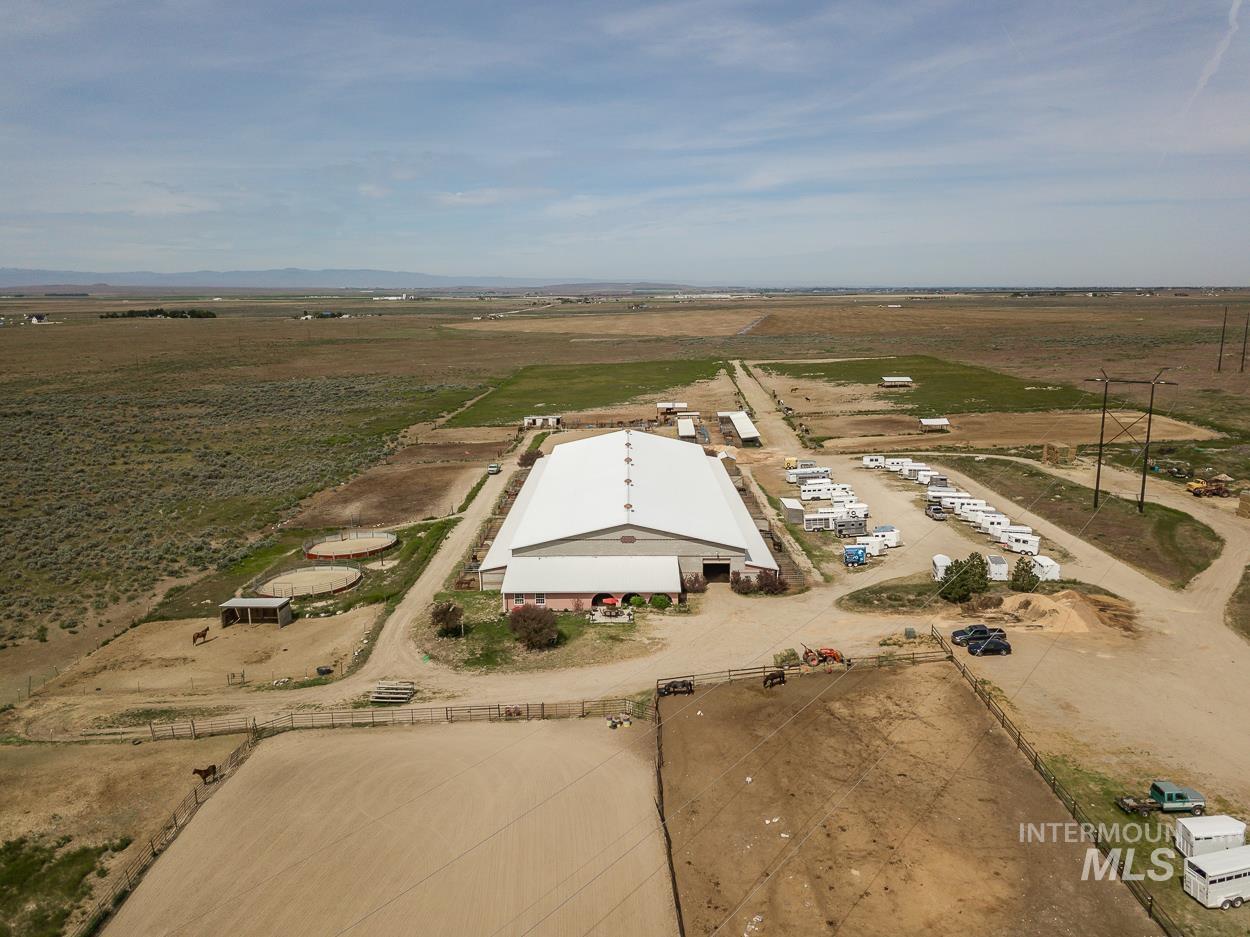 16973 S Vista Ave, Kuna, Idaho 83634, 3 Bedrooms, 2.5 Bathrooms, Farm & Ranch For Sale, Price $3,995,000, 98901889